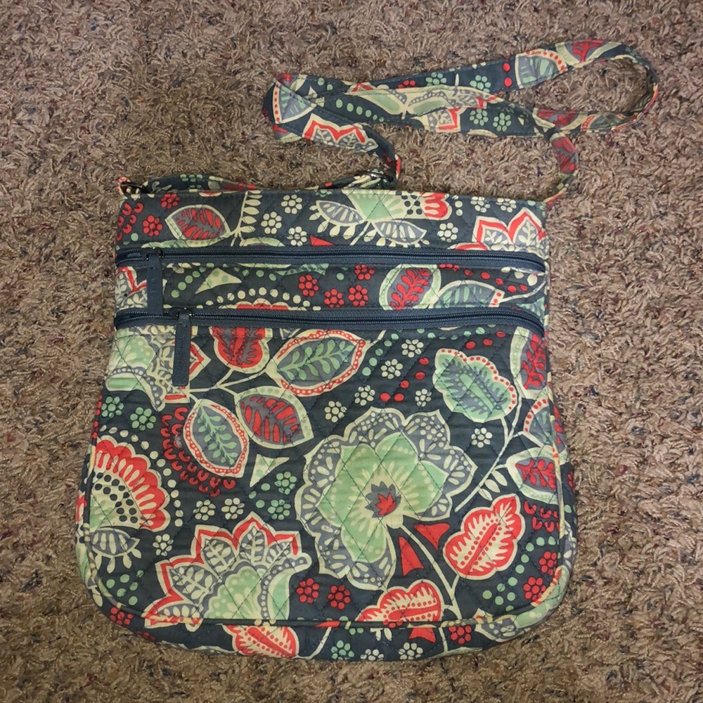 Vera Bradley crossbody purse